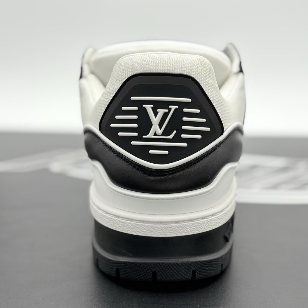 Size 10.5 LV (11.5-12 US) - Louis Vuitton Maxi ' Black White ' | ONLY TRIED ON!